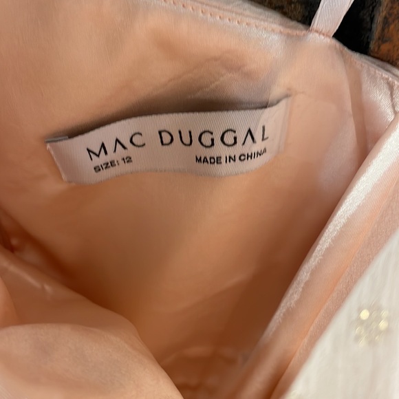 Women’s Mac Duggal One Shoulder Polka Dot Gown Size 12 in Porcelain - Picture 6 of 11